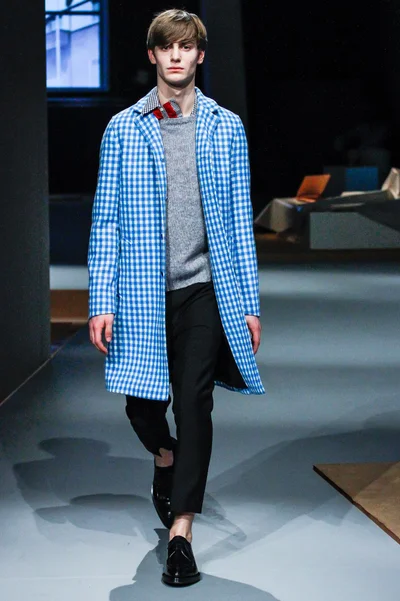 Look 43